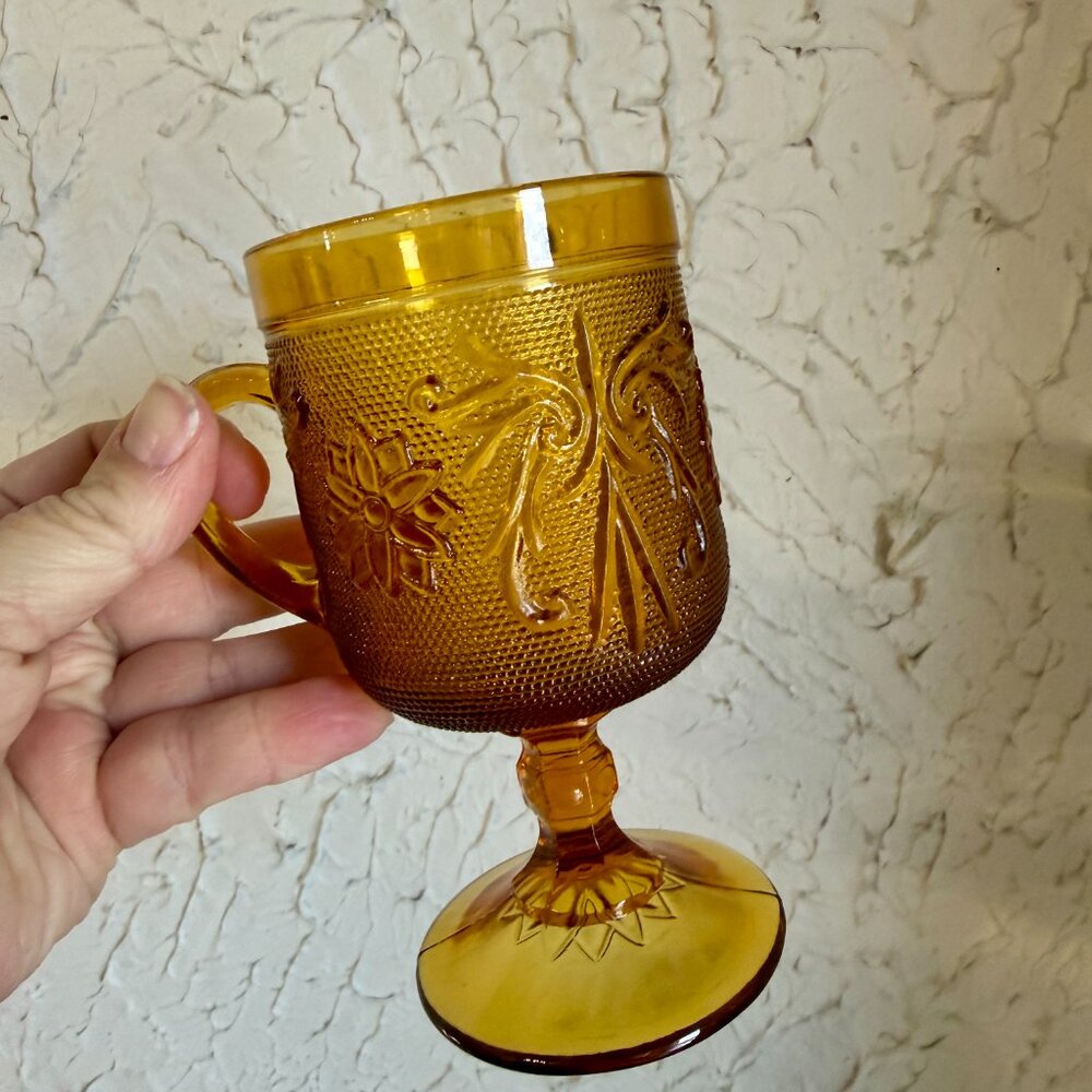 Vintage Amber Glass Footed Mugs | Daisy & Button Indiana Glass | Set of 4 Goblet - Picture 3 of 6